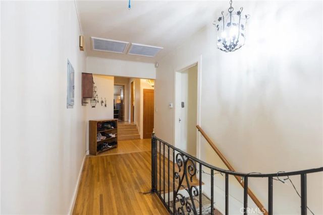 2305 Sugarloaf Drive, Agoura Hills, CA 91301