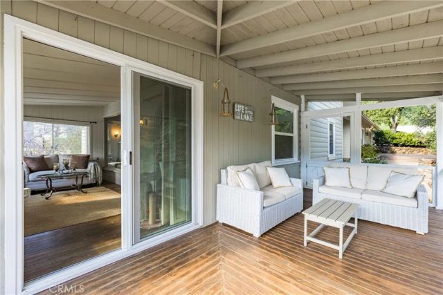 2305 Sugarloaf Drive, Agoura Hills, CA 91301