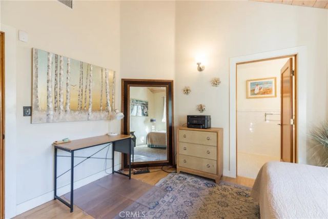 2305 Sugarloaf Drive, Agoura Hills, CA 91301