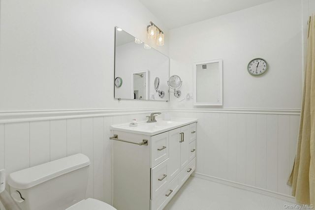 12 Old Mamaroneck Road 7F, White Plains, NY 10605