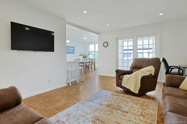 12 Old Mamaroneck Road 7F, White Plains, NY 10605