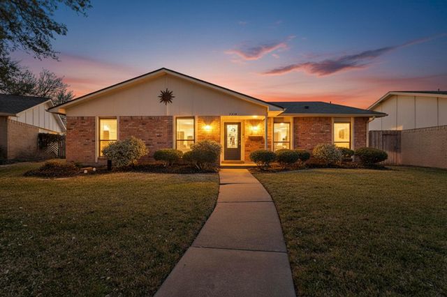 3214 Cedar Lane, Rowlett, TX 75089