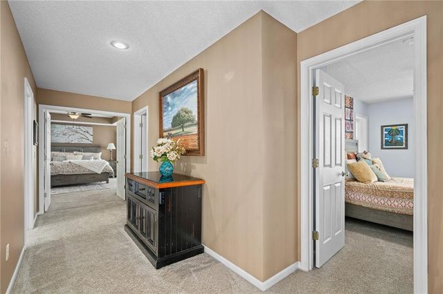 14011 Rosehill Lane, Overland Park, KS 66221