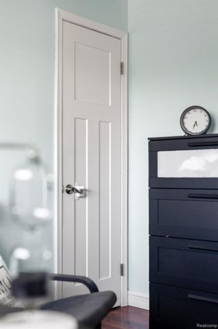 24263 Marine Avenue, Eastpointe, MI 48021