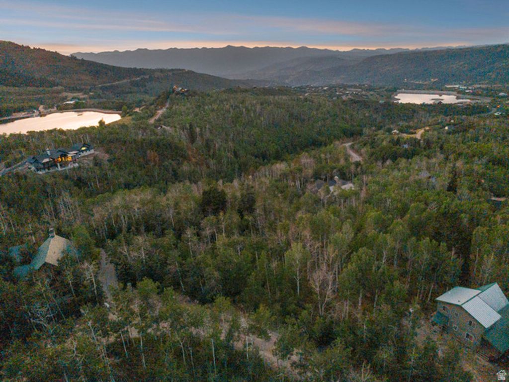 Image 17 of property listing at 10749 E GREEN BRIAR RD # 550, Heber City, UT 84032