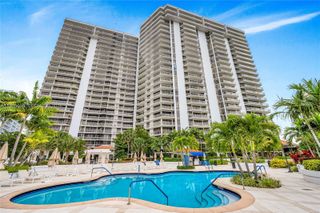 20281 E Country Club Drive 210, Aventura, FL 33180