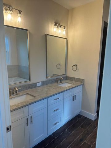 4011 AMBER ROAD, Valrico, FL 33594