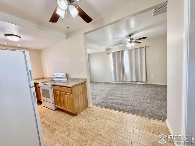 210 S Bowman Avenue, Holyoke, CO 80734