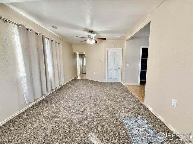 210 S Bowman Avenue, Holyoke, CO 80734