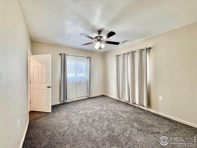 210 S Bowman Avenue, Holyoke, CO 80734