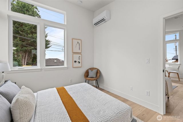 8407 42nd Avenue SW, Seattle, WA 98136