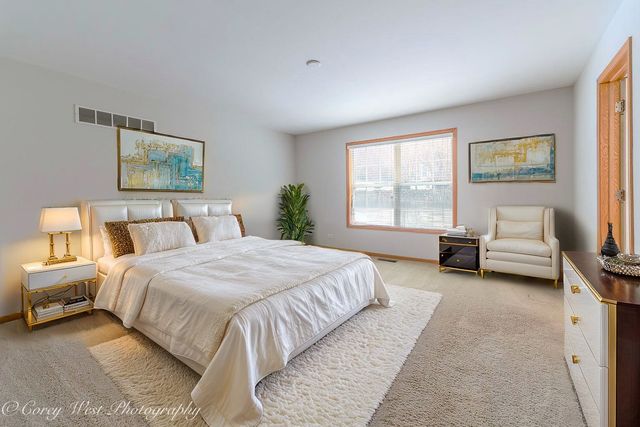 620 Ridge Drive, Elburn, IL 60119