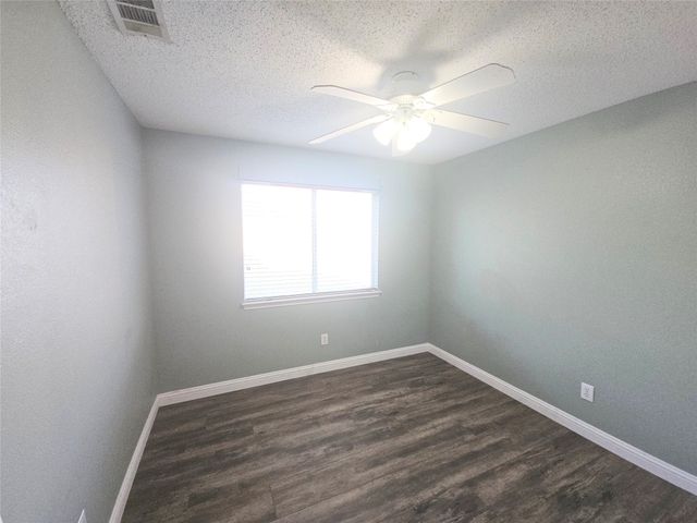 4605 Buffalo Bend Place, Fort Worth, TX 76137