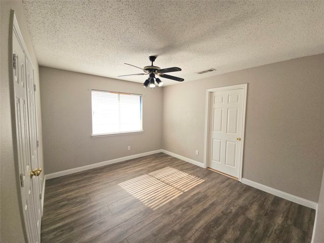 4605 Buffalo Bend Place, Fort Worth, TX 76137