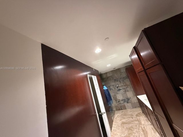 9649 NW 33rd Street, Doral, FL 33172