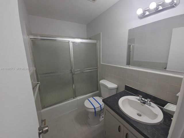 6782 Brookline Drive 6782, Hialeah, FL 33015