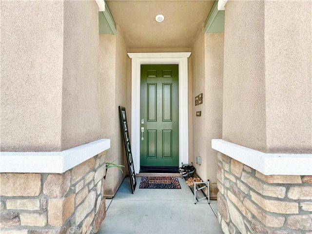 970 Helena Ridge, Lake Elsinore, CA 92530