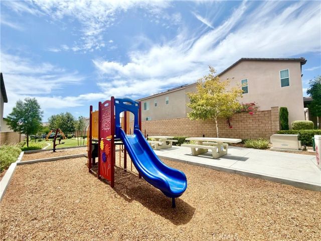 970 Helena Ridge, Lake Elsinore, CA 92530
