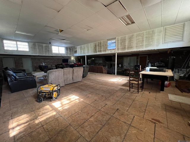 388 Sherwood Forest Blvd, Baton Rouge, LA 70815