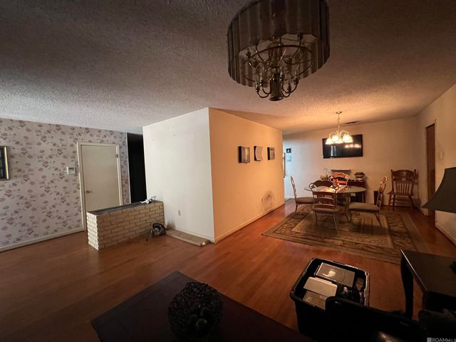 388 Sherwood Forest Blvd, Baton Rouge, LA 70815