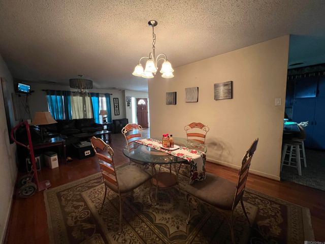 388 Sherwood Forest Blvd, Baton Rouge, LA 70815