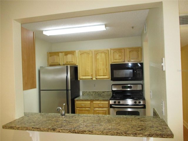 2065 DIXIE BELLE DRIVE N, Orlando, FL 32812