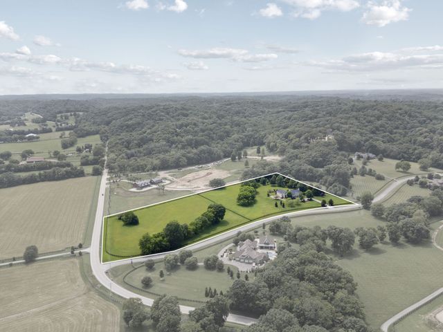 3615 Bear Creek Ln, Thompsons Station, TN 37179