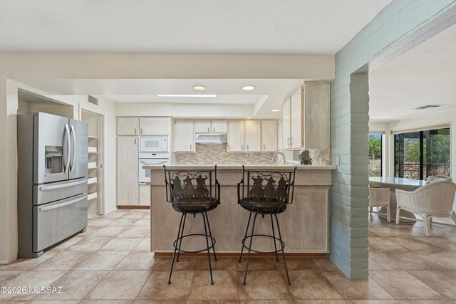 250 E Paseo Chuparosas, Green Valley, AZ 85614