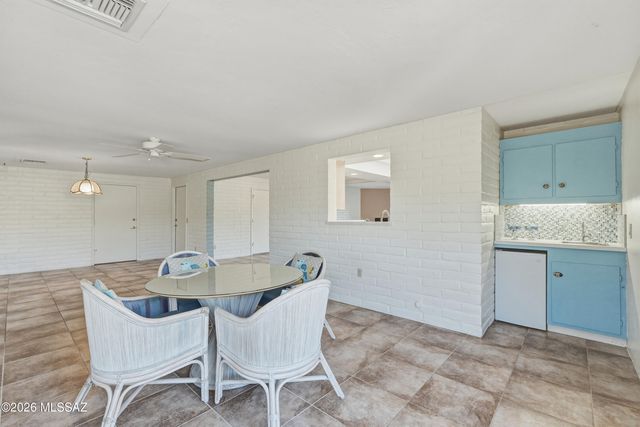 250 E Paseo Chuparosas, Green Valley, AZ 85614