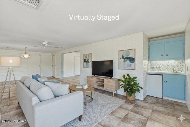 250 E Paseo Chuparosas, Green Valley, AZ 85614