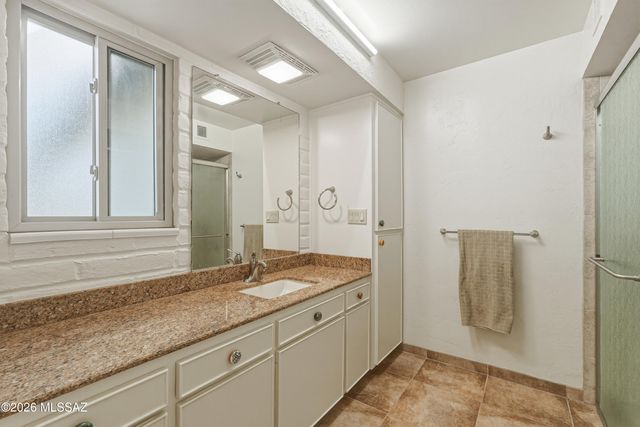 250 E Paseo Chuparosas, Green Valley, AZ 85614