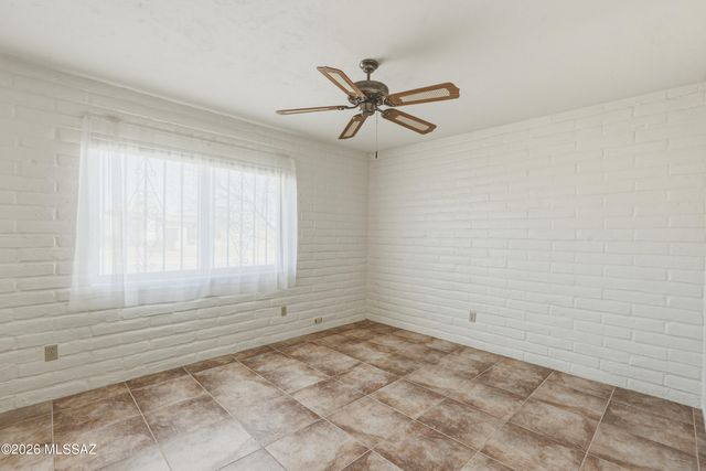 250 E Paseo Chuparosas, Green Valley, AZ 85614