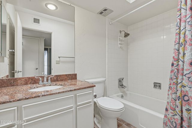 250 E Paseo Chuparosas, Green Valley, AZ 85614