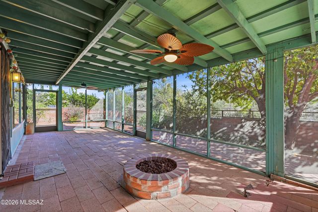 250 E Paseo Chuparosas, Green Valley, AZ 85614
