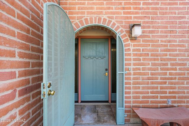 250 E Paseo Chuparosas, Green Valley, AZ 85614