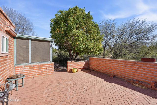 250 E Paseo Chuparosas, Green Valley, AZ 85614