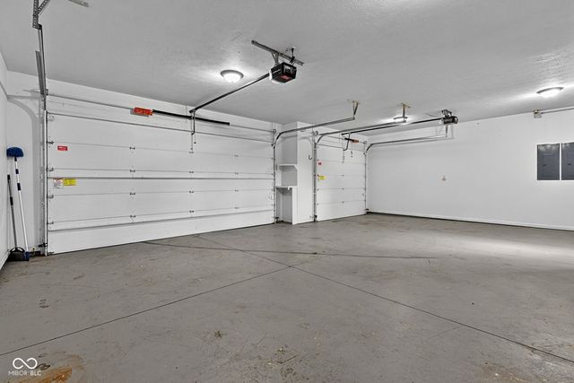 4674 E County Road 1000 N, Pittsboro, IN 46167