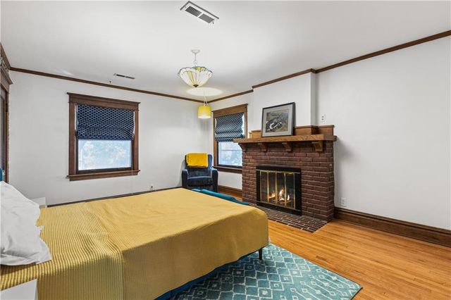 3541 Harrison Boulevard, Kansas City, MO 64109