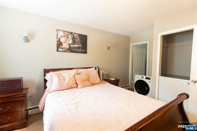 350 New Street, Newark, NJ 07103
