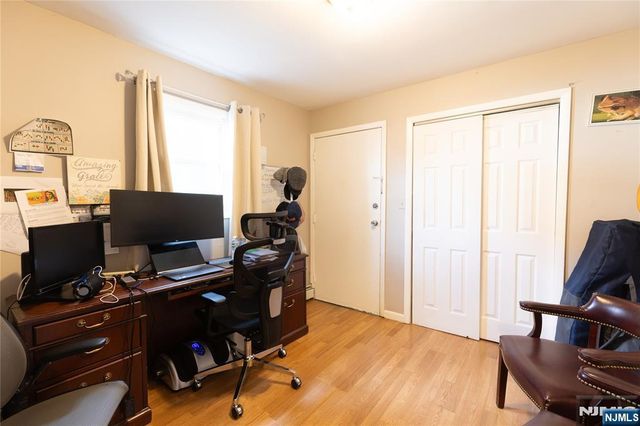 350 New Street, Newark, NJ 07103