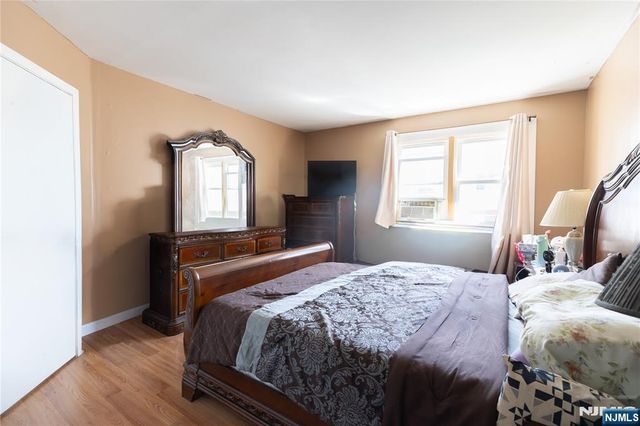 350 New Street, Newark, NJ 07103