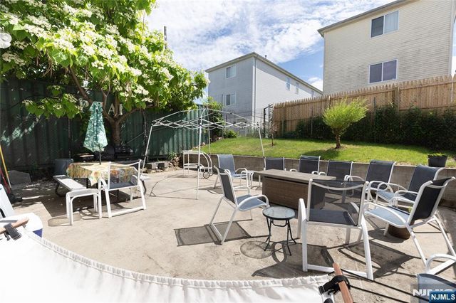 350 New Street, Newark, NJ 07103