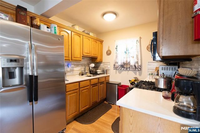 350 New Street, Newark, NJ 07103