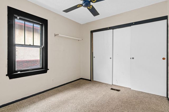 971 Lawson Avenue E, Saint Paul, MN 55106