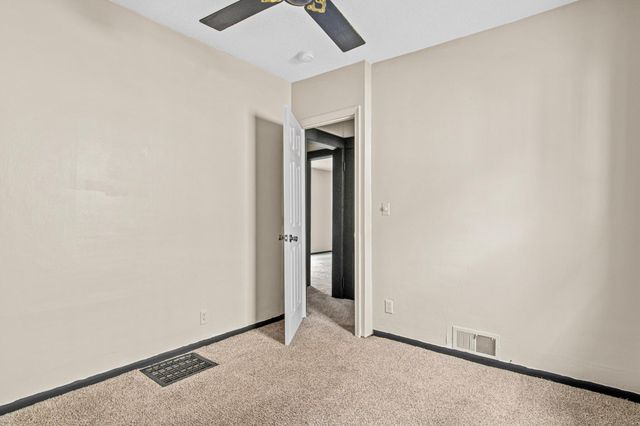 971 Lawson Avenue E, Saint Paul, MN 55106
