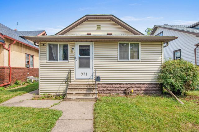 971 Lawson Avenue E, Saint Paul, MN 55106