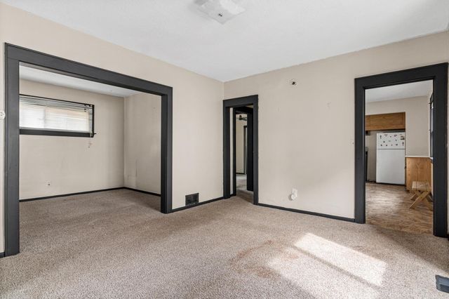 971 Lawson Avenue E, Saint Paul, MN 55106