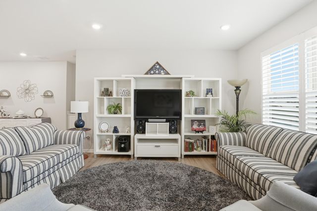1820 E 110th Place, Crown Point, IN 46307
