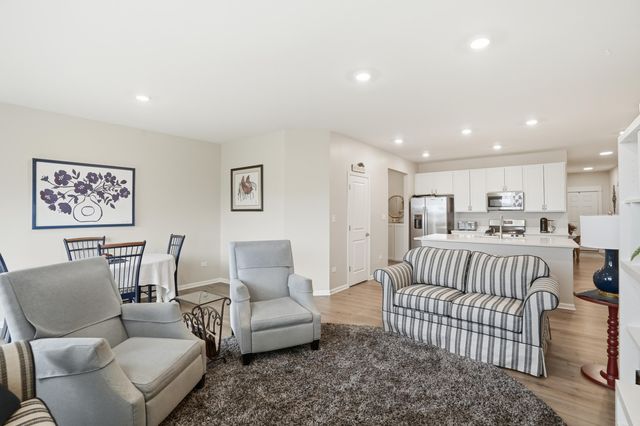 1820 E 110th Place, Crown Point, IN 46307