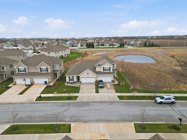 1820 E 110th Place, Crown Point, IN 46307